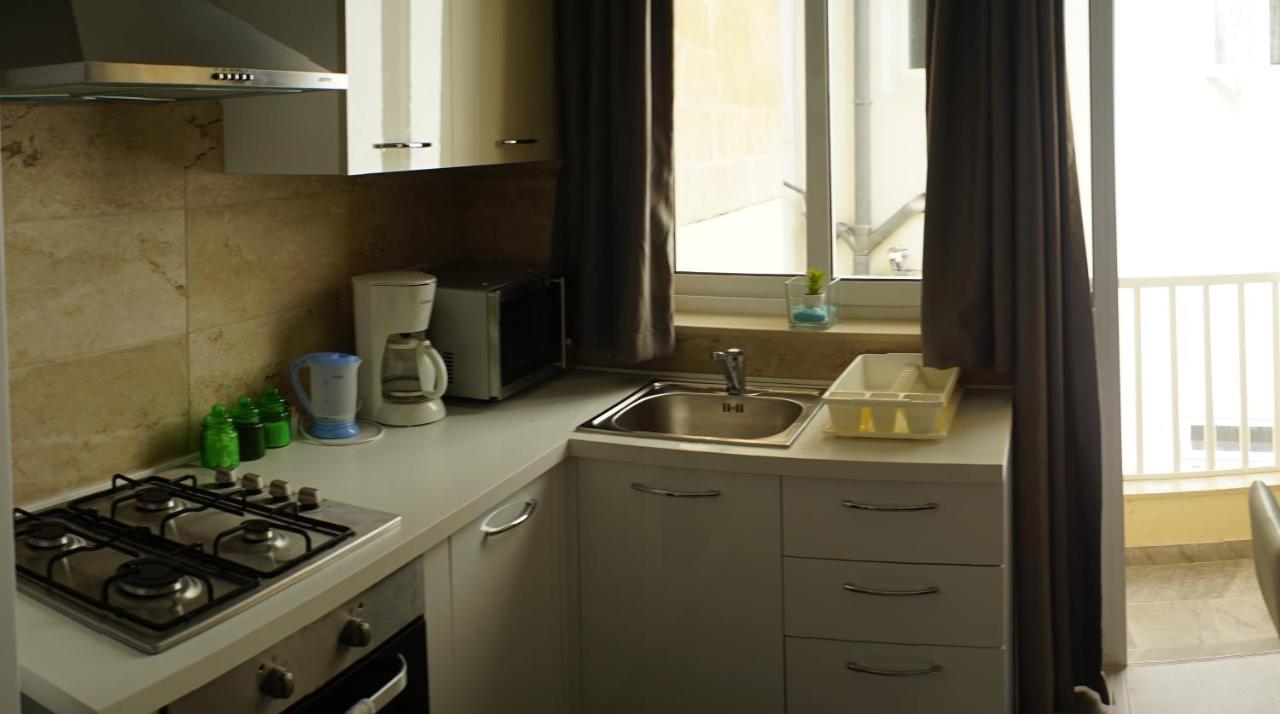 Gzira Wonderful Apartments With Shared Jacuzzi And Panorama Rooftop מראה חיצוני תמונה