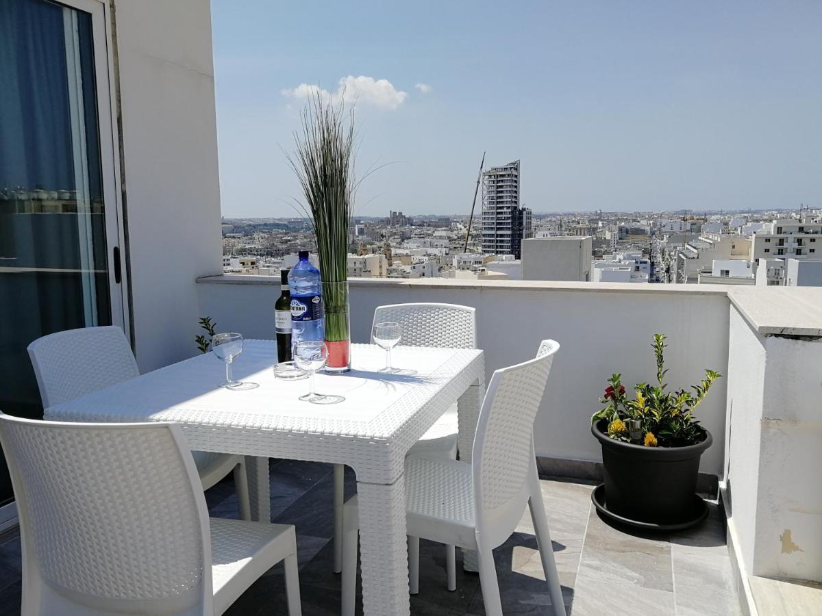 Gzira Wonderful Apartments With Shared Jacuzzi And Panorama Rooftop מראה חיצוני תמונה