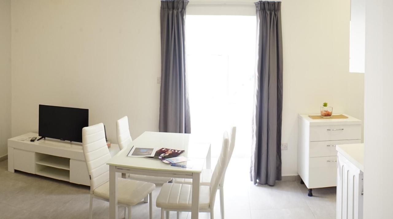 Gzira Wonderful Apartments With Shared Jacuzzi And Panorama Rooftop מראה חיצוני תמונה