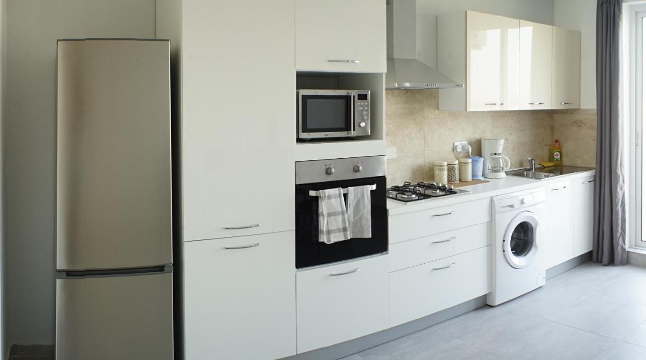 Gzira Wonderful Apartments With Shared Jacuzzi And Panorama Rooftop מראה חיצוני תמונה